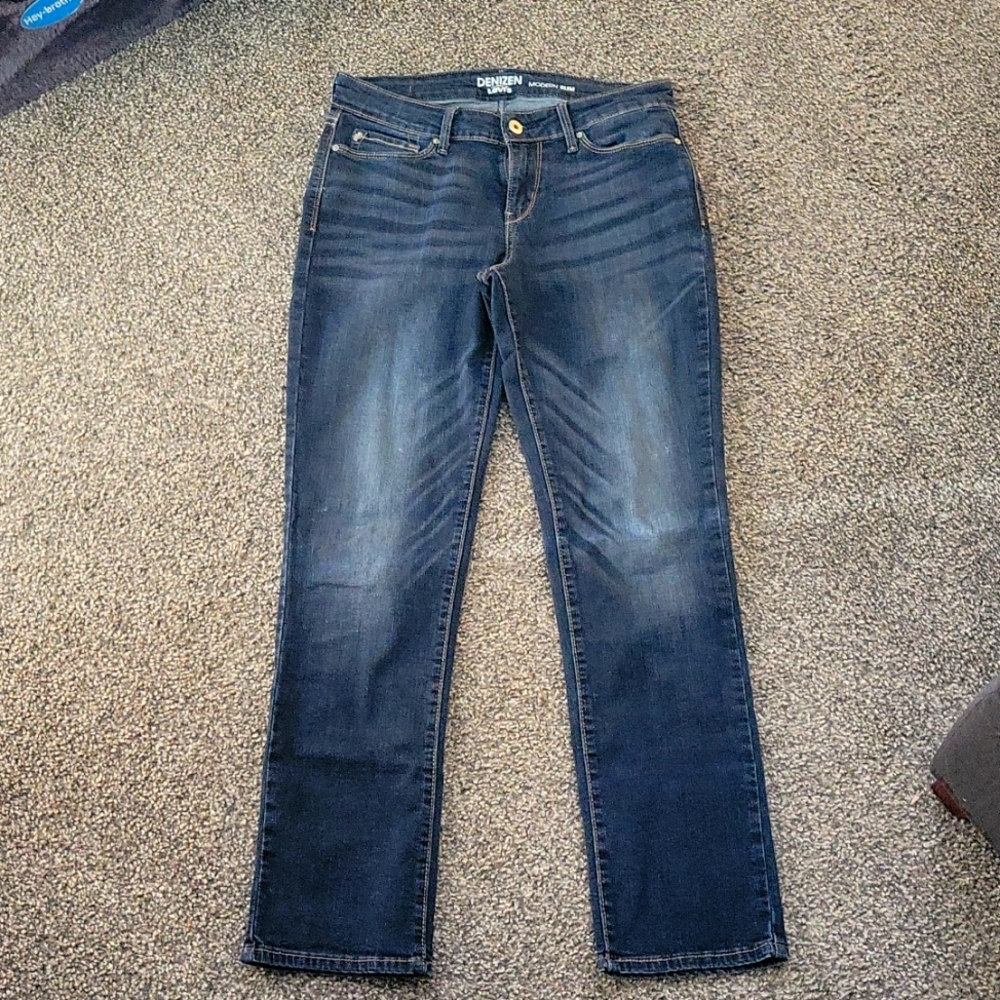 Denizen Modern Slim Jeans
